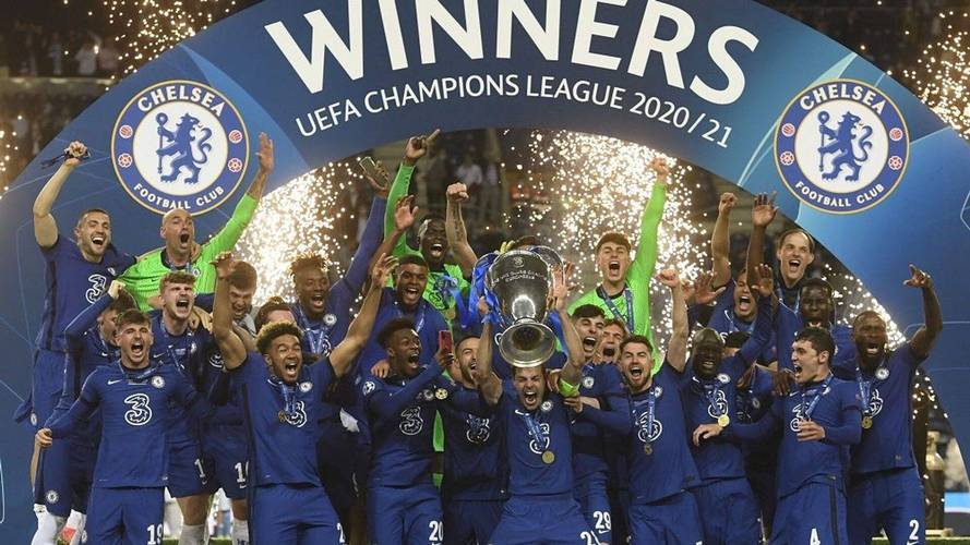 关于汉堡球队在主场失利，保级形势岌岌可危的信息