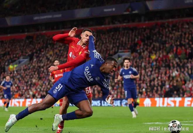 关于欧冠小组赛首轮战局激烈,国家队险胜对手斩获关键胜利的信息 关于欧冠小组赛首轮战局激烈,国家队险胜对手斩获关键胜利的信息