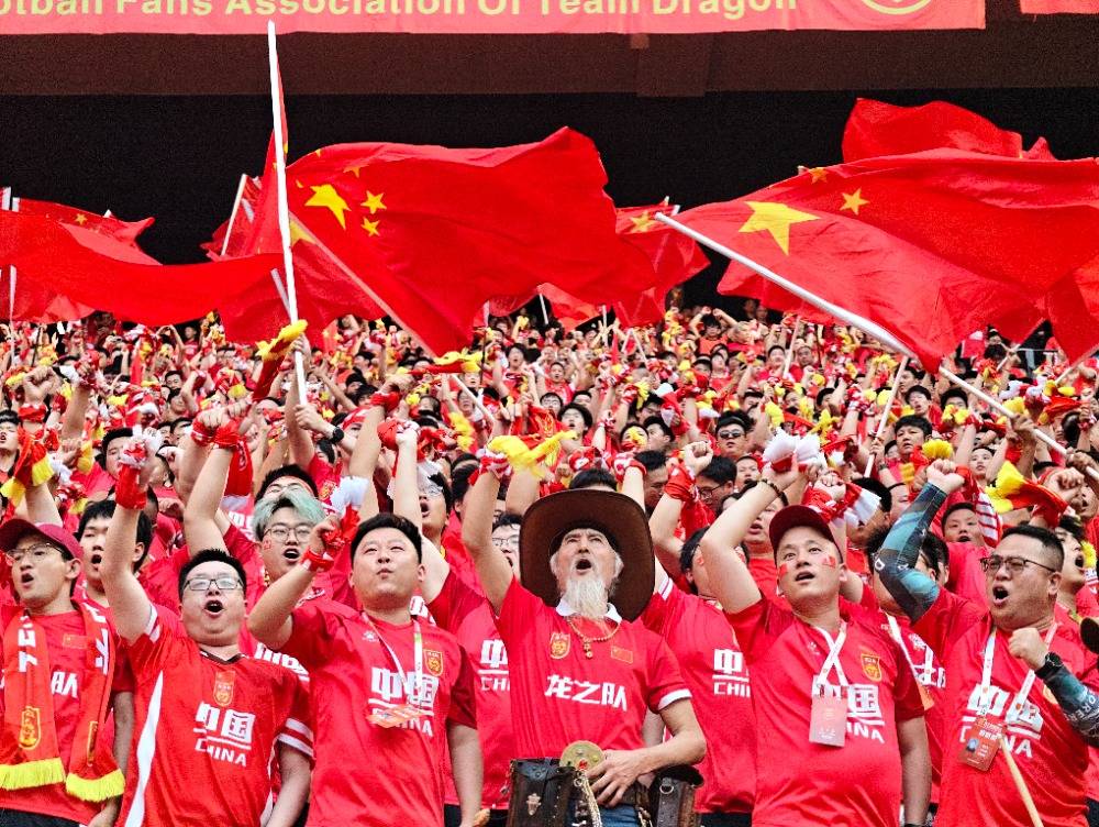 激动人心的比赛即将上演,精彩瞬间引爆球迷热情的简单介绍 激动人心的比赛即将上演,精彩瞬间引爆球迷热情的简单介绍